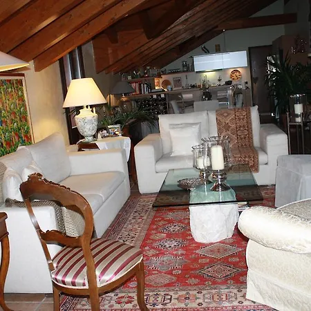 Bed and breakfast Attico Di Maru *